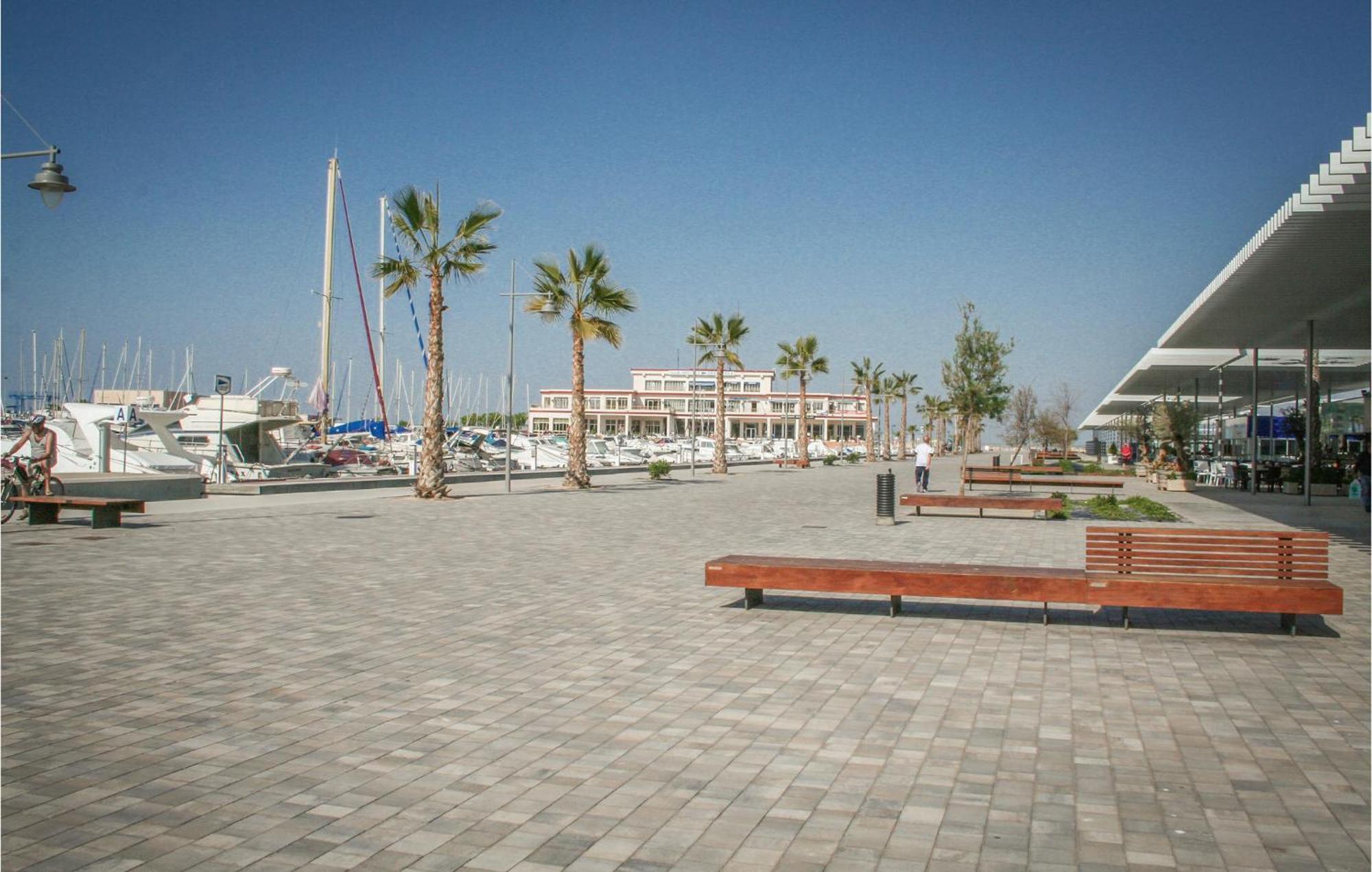 Lovely Apartment In Santa Pola With Wifi Exteriör bild